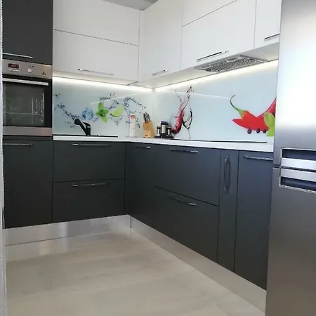 Nia Apartment