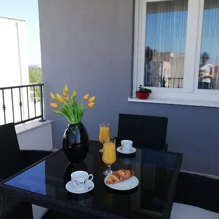 Apartment Nia Sibenik